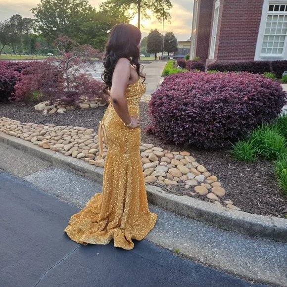 Elegant Gold Sequin Strapless Gown - Picture 3 of 3